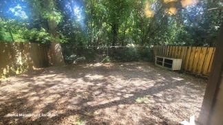 Ground Floor Spacious 2 Bedroom 1 Bath in Raleigh Hills Apartment Community