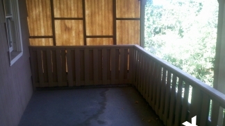 Close-in 1 Bedroom Duplex unit in Sullivan's Gulch