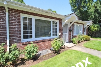 Charming Studio-style 1 Bed Bricker in Desirable Irvington Area