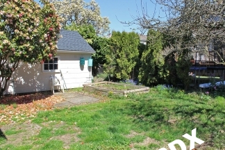 Adorable 3+ Bedroom Roseway/Rose City Park Bungalow!