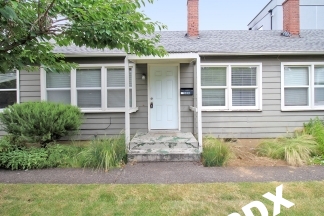 Adorable in Overlook - 1 Bedroom Apt in Cute Triplex