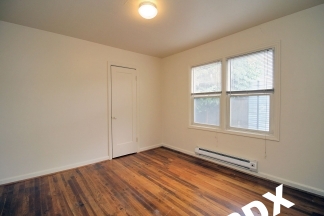 Adorable in Overlook - 1 Bedroom Apt in Cute Triplex
