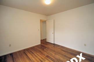 Adorable in Overlook - 1 Bedroom Apt in Cute Triplex