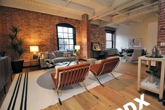 Stunning Remodeled 1 Bedroom Chown Pella Loft