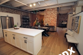 Stunning Remodeled 1 Bedroom Chown Pella Loft
