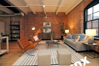 Stunning Remodeled 1 Bedroom Chown Pella Loft