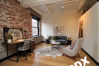 Stunning Remodeled 1 Bedroom Chown Pella Loft