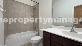 Spacious 3-Bedroom Townhouse with Gleaming Hardwood Floors in West Palm Beach!