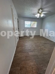 2 bedroom 2 bath home in Rogers