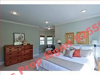 Elegant 5-Bedroom Oasis with 4 Luxurious Baths in Prime Palo Alto Location!