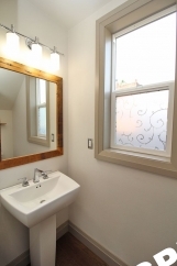 A Gorgeous 2 Bedroom NW Contemporary home in unique pocket neighborhood at foot of Mt. Tabor