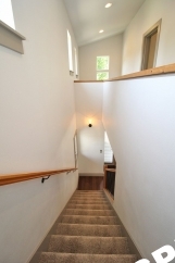 A Gorgeous 2 Bedroom NW Contemporary home in unique pocket neighborhood at foot of Mt. Tabor