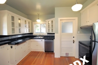 Gorgeous Rose City Park 3 Bedroom Bungalow