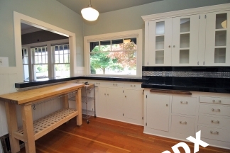 Gorgeous Rose City Park 3 Bedroom Bungalow
