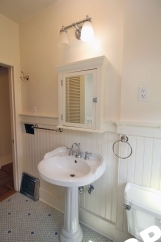 Gorgeous Rose City Park 3 Bedroom Bungalow