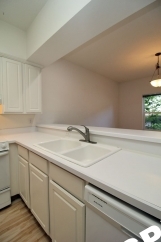2 Bed/2.5 Bath Multnomah Village Townhouse Duplex