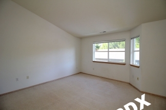 2 Bed/2.5 Bath Multnomah Village Townhouse Duplex