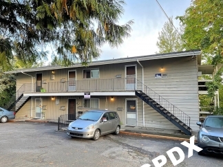 Updated SW Hills 1 Bed Apartment Near OHSU and Marquam Hill
