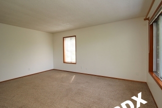 Updated SW Hills 1 Bed Apartment Near OHSU and Marquam Hill