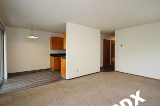 Updated SW Hills 1 Bed Apartment Near OHSU and Marquam Hill