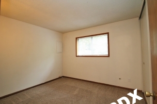 Updated SW Hills 1 Bed Apartment Near OHSU and Marquam Hill