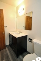 Updated SW Hills 1 Bed Apartment Near OHSU and Marquam Hill
