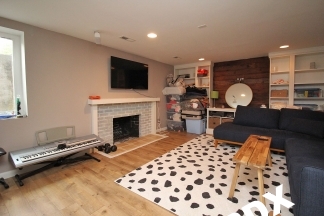Exceptional Portsmouth 2 Bed/1.5 Bath Mid-Century Home