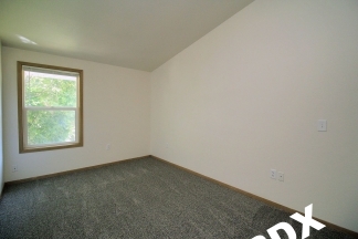 Welcome Home to McKenzie Court Apts – Spacious, Vaulted Upper Floor 2 Bedroom