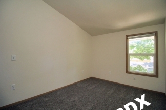 Welcome Home to McKenzie Court Apts – Spacious, Vaulted Upper Floor 2 Bedroom