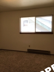 Spacious Alberta Arts Triplex 2 Bed, 1.5 Bath w/ Garage--Minutes to Dining and Entertainment!!