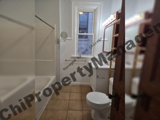 530 E 45th Street, Chicago, IL 60653