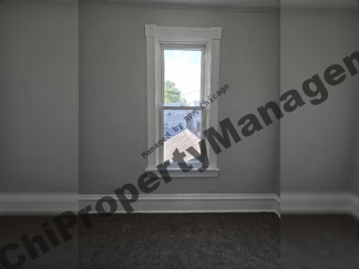 530 E 45th Street, Chicago, IL 60653