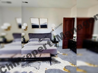 530 E 45th Street, Chicago, IL 60653
