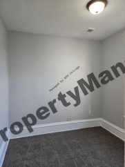 530 E 45th Street, Chicago, IL 60653