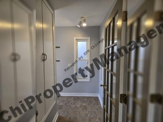 530 E 45th Street, Chicago, IL 60653