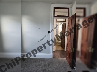 530 E 45th Street, Chicago, IL 60653