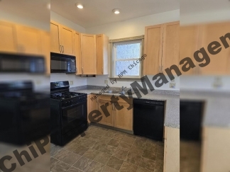 530 E 45th Street, Chicago, IL 60653
