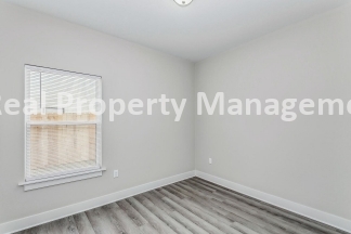 3 bedroom 2 bath Townhome  - Haysville Schools