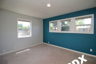 Adorable & Updated SE Portland 2 Mid-Century Ranch Home