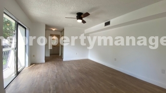 Charming 2-Bed Oasis with 2.5 Baths in Prime Palm Beach Gardens Location!