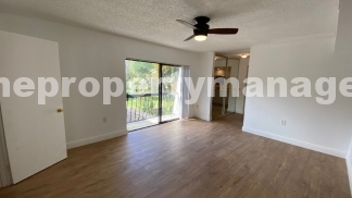 Charming 2-Bed Oasis with 2.5 Baths in Prime Palm Beach Gardens Location!
