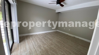 Charming 2-Bed Oasis with 2.5 Baths in Prime Palm Beach Gardens Location!