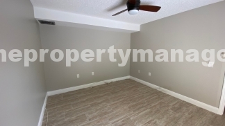 Charming 2-Bed Oasis with 2.5 Baths in Prime Palm Beach Gardens Location!