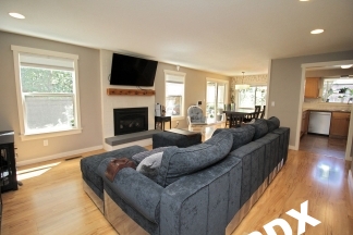 Fantastic 1-Level Tualatin 3 Bed/2 Bath Home with Separate Detached Office!