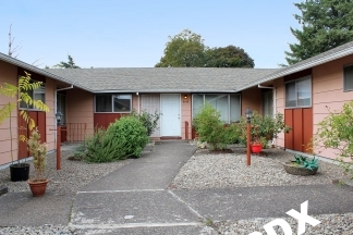 Cute & Convenient 2 Bedroom Powellhurst/Gilbert Apartment