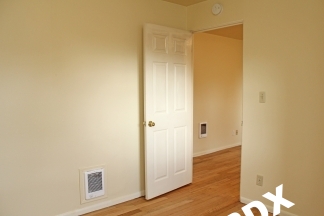 Charming 1 Bedroom Apartment in Cully Neighborhood