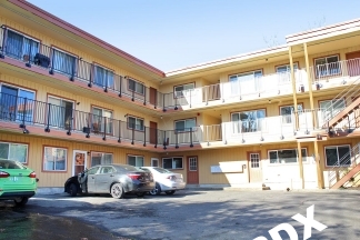 1 Bed 1 Ba Apartment on Gibbs St. Near OHSU and Marquam Hill