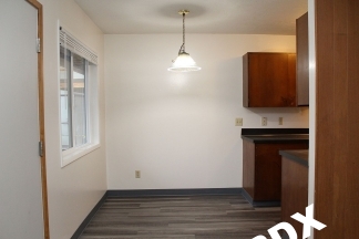1 Bed 1 Ba Apartment on Gibbs St. Near OHSU and Marquam Hill