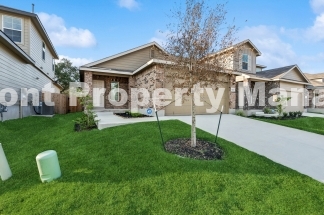 Brand new 3-Bedroom Gem with 2 Baths in San Antonio – 5420 Trinity Run Awaits!