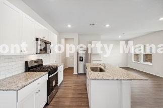 Brand New 4-Bedroom Sanctuary with 2.5 Baths at 5554 Trinity Run, San Antonio – Your 2,223 Sq Ft Dream Home Awaits!
